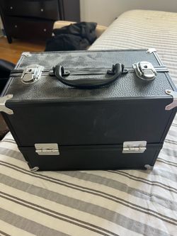 Make up box with keys