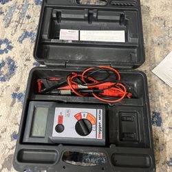 Megger Insulation Tester 