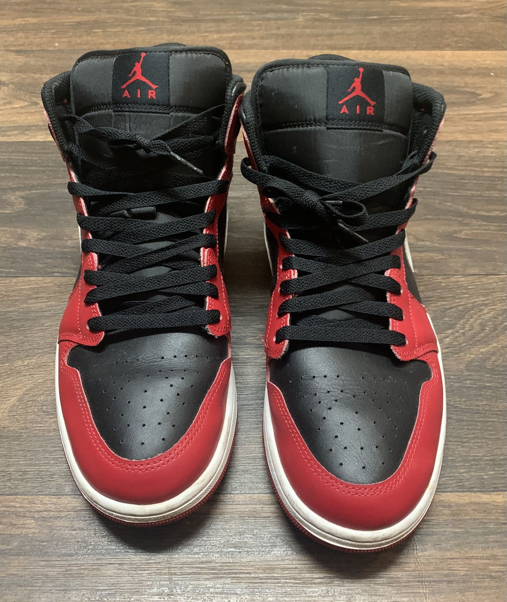 Air Jordan 1 Retro Mid Chicago Gym Red Sz 12