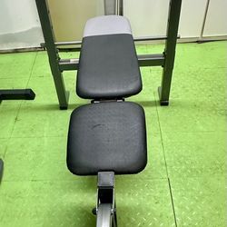 Weider XR 6.1 Adjustable Weight Bench with Leg Developer for Sale in Fort Lauderdale FL OfferUp