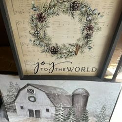KU: UNKNOWN Winter Barn Canvas Wall Decor