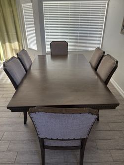 Dinning table