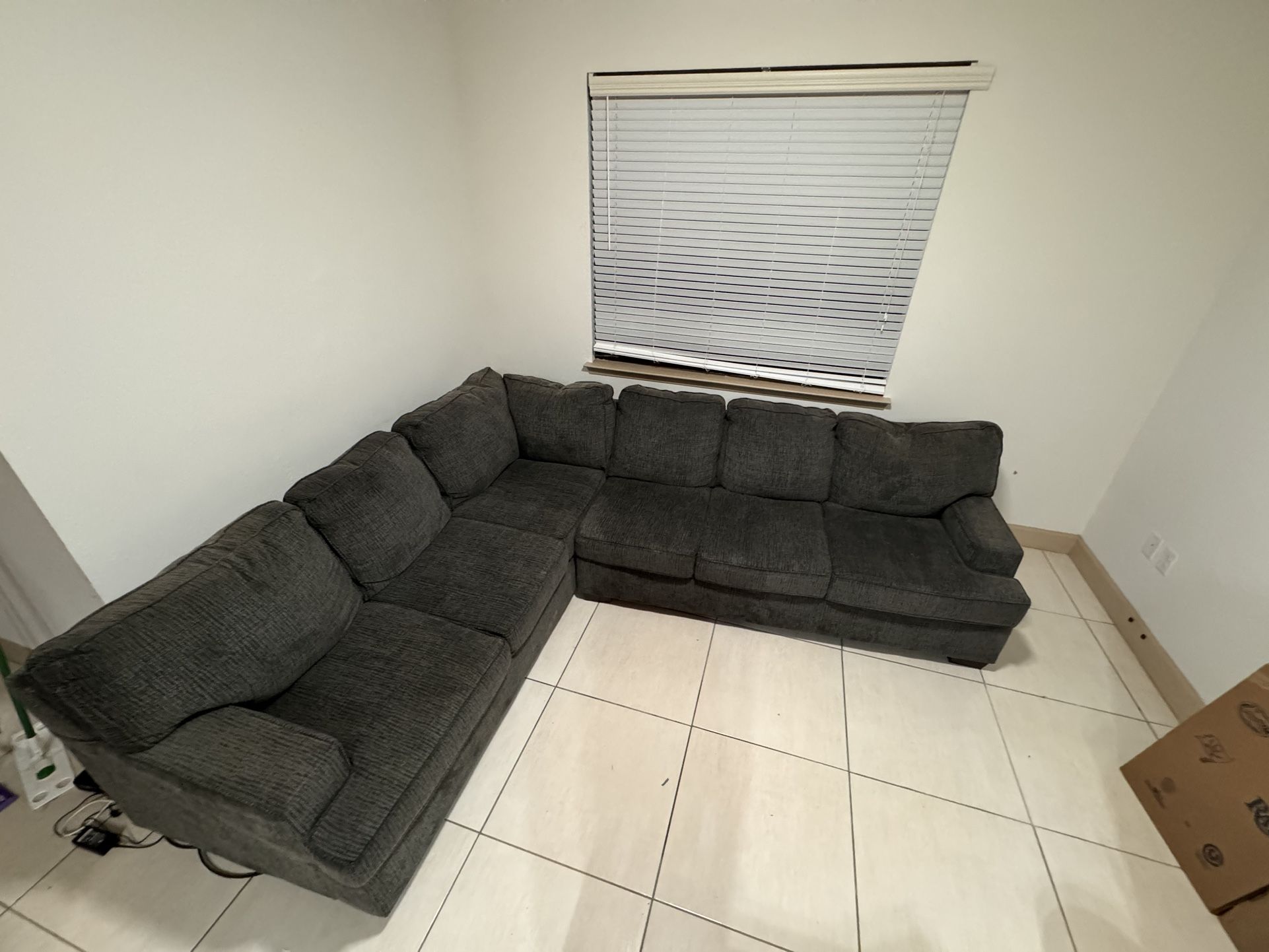 L Shape Couch / Sofa $500 OBO