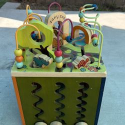 Zany Zoo Activity Cube