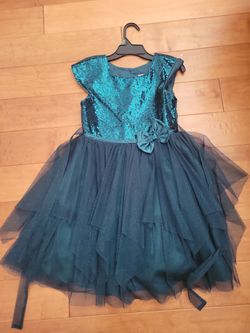 Girls costco holiday dress