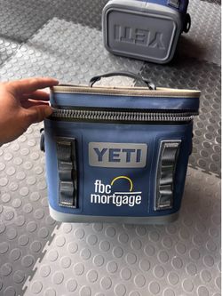 Yeti HOPPER 8 Navy blue