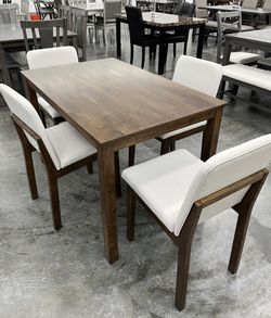 5 Pieces Dining Table Set