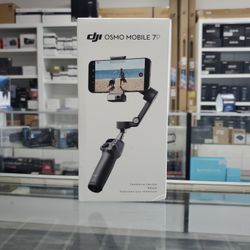 DJI Osmo Mobile 7P Smartphone Stabilizer