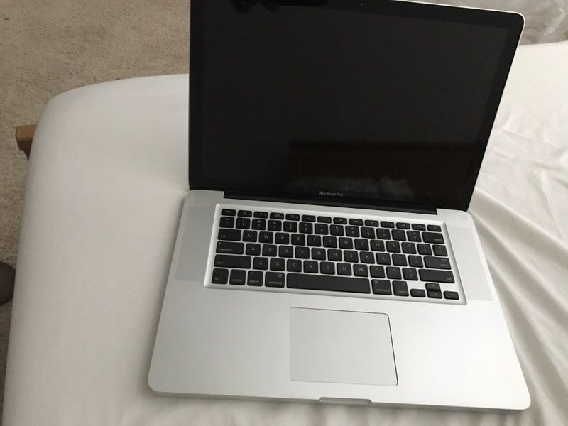 2010 MacBook Pro 15" 2.4 GHZ 8GB RAM - need repair