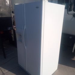 Nice Working White Whirlpool Side by Side Refrigerator 