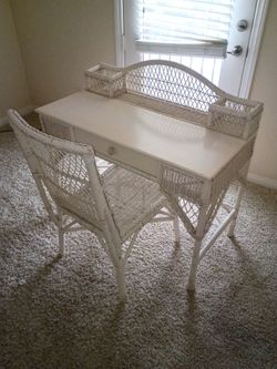Wicker Desk With Chair