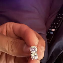 Dimond Stud Earrings