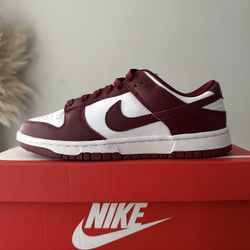 Nike Dunk Low Team Red 7.5M/9W