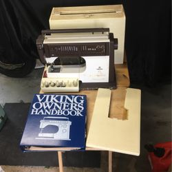 Viking Sewing Machine  Model 6690