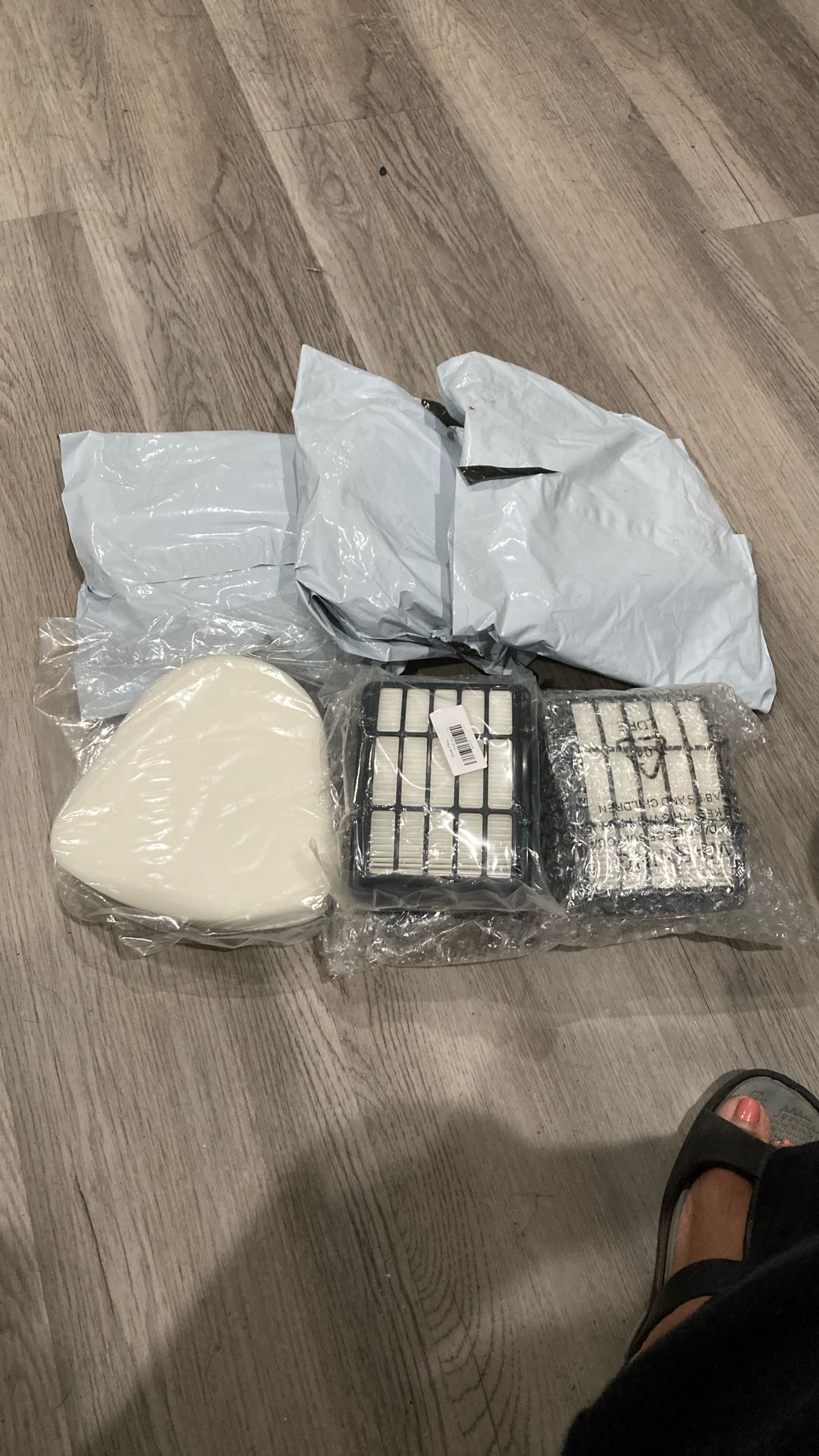 4/ Shark Vacuum Filters