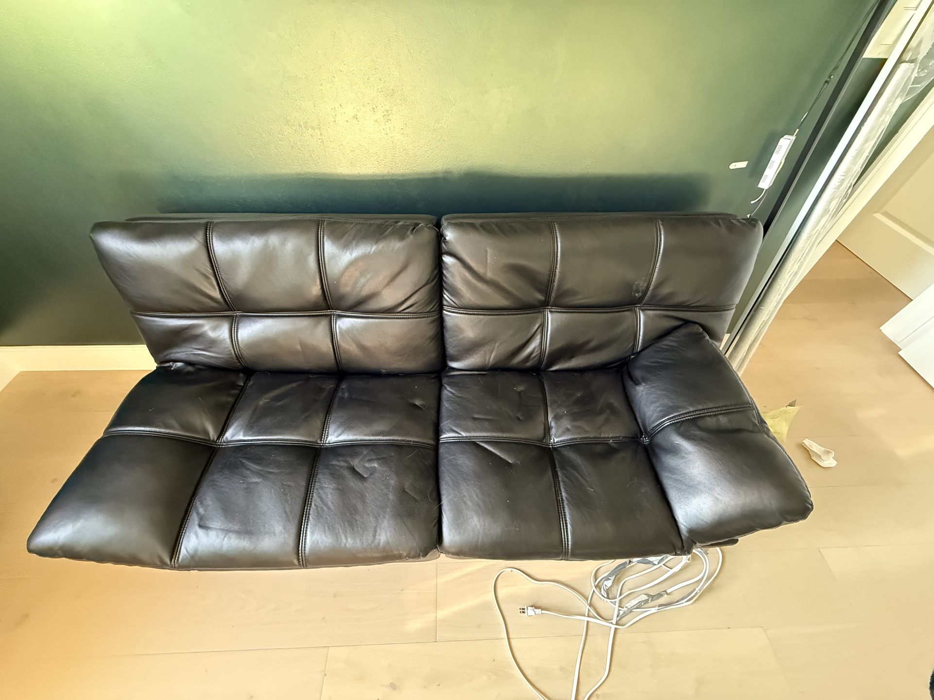 Black Futon