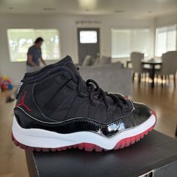 Jordan 11 Retro 10.5c