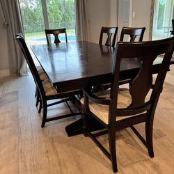 Dining table and 6 chairs