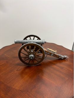 Antique Decor Canon