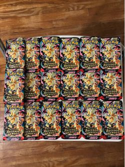 Ascended packs comes with tins