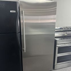 Electrolux Refrigerator 