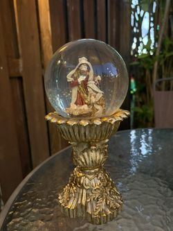 Baby Jesus Decor – A Beautiful Symbol of Peace & Christmas Spirit