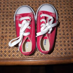 Kids CONVERSE like New Size 7 Toddler