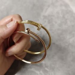 Nail Bracelet 