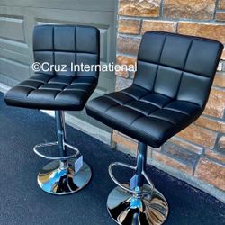 New 2 Black Bar Stools 
