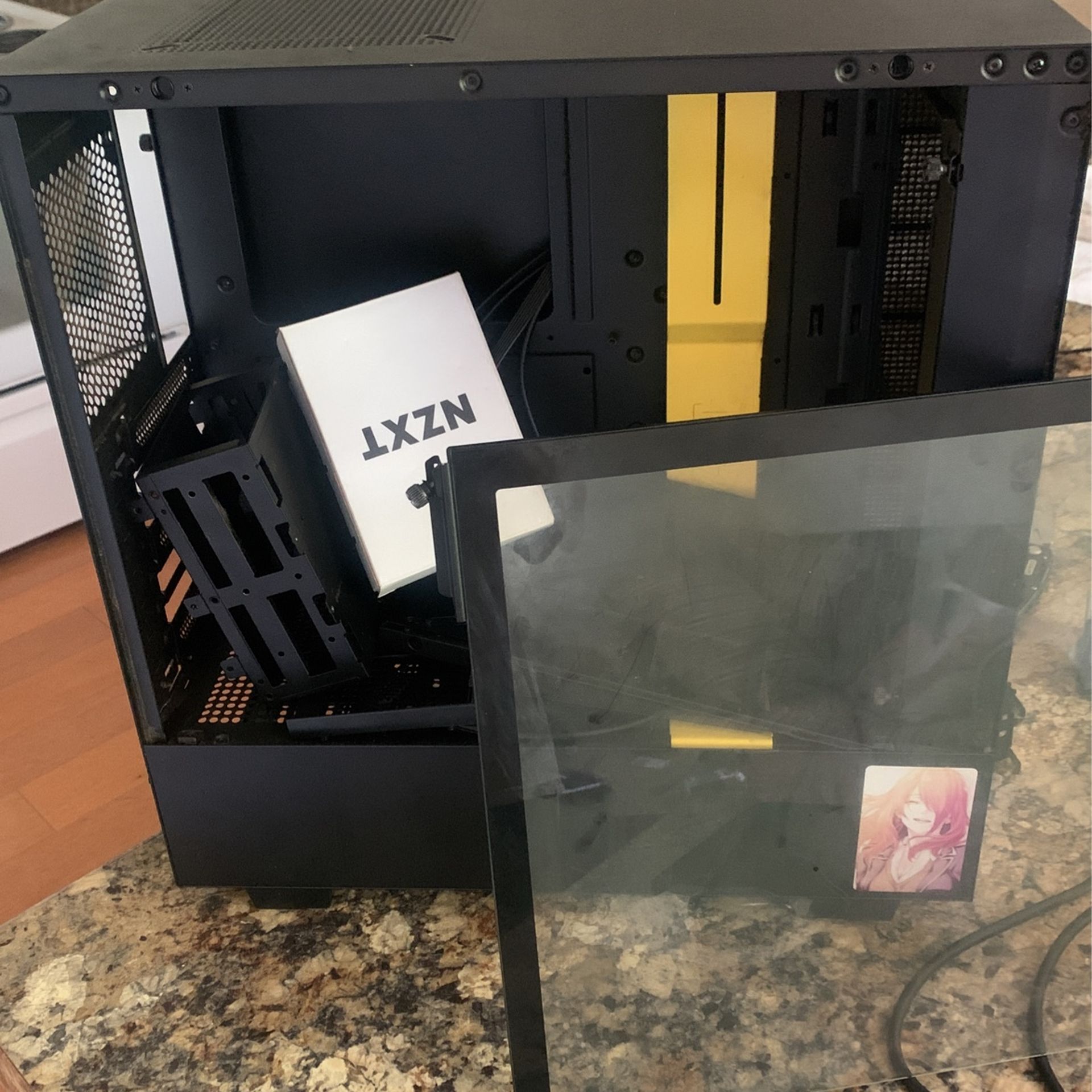 NZXT H500