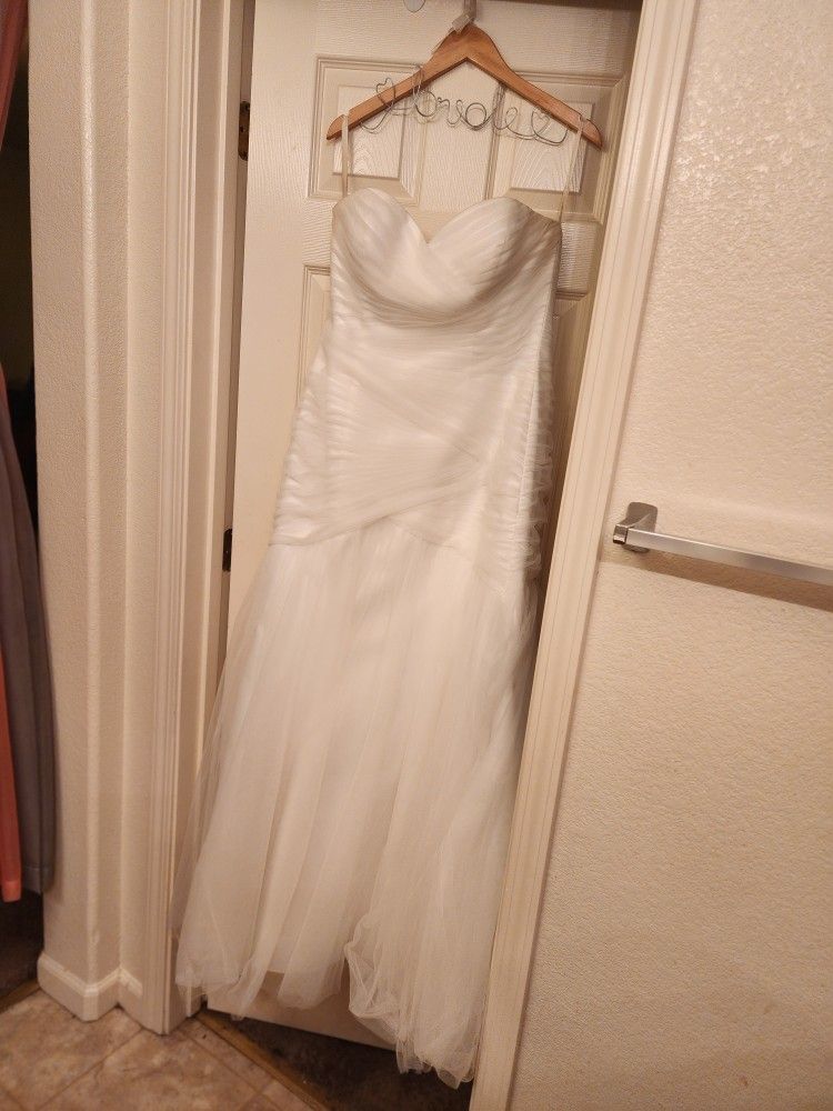 David Bridal Wedding Dress
