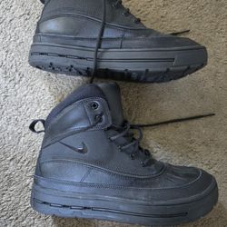 Nike Boots 6.5Y