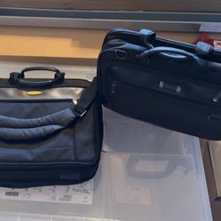 2 Laptop BAGS Toshiba Metropolitan 16" Satellite AND KENNETH COLE REACTION 15.6”