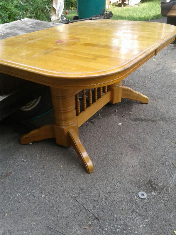 Large Solid Wood Table For In Irondequoit Ny Offerup