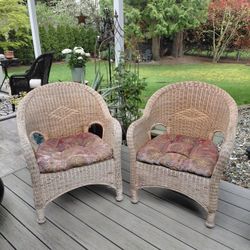 Vintage Wicker Chairs -FREE