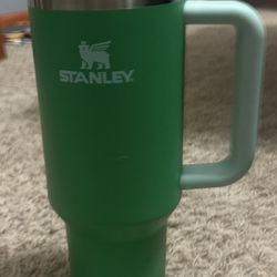 Stanley 40oz Tumbler In Green