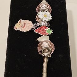New Silver Strawberry Shortcake Charm Bracelet 