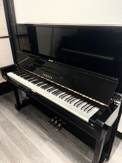 Yamaha U3 Upright piano