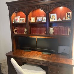 Hooker Furniture Mahogany Computer Desk w/ Hutch + Dimmable Lighting – $400