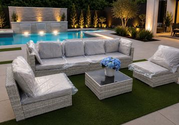 Patio furniture set