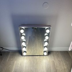 Rose gold vanity mirror 