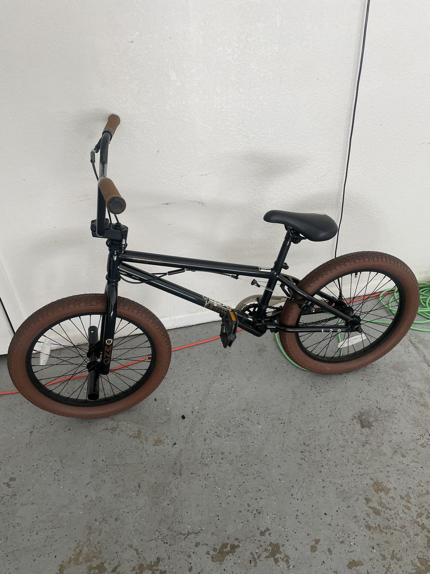 Mongoose Legion L20 Bmx Bike 