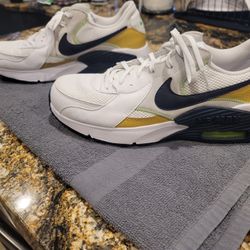 Nike Air Max – Men’s Size 13 – Excellent Condition