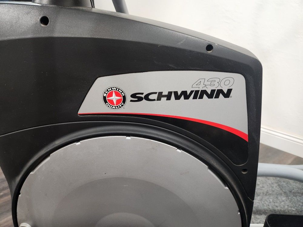 Schwinn 430 Elliptical