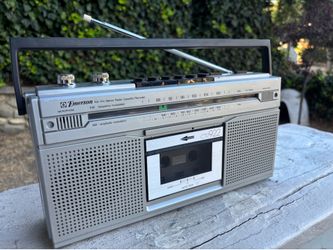 Untested mini boombox stereo cassette radio