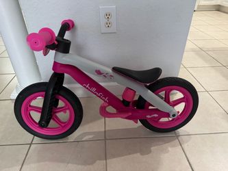 Chillafish Bmxie 2 Bicicleta de Equilibrio Ligera, para Niños de 2 a 5 Años, Llantas sin Aire de 12", Rosa. Good condition
