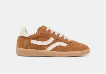 Dolce Vita: Rebel Sneakers Pecan Suede