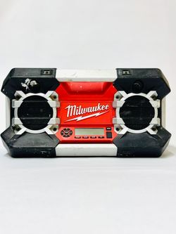 MILWAUKEE 2790-20 12V-28V AM FM JOBSITE RADIO RED BLACK USED