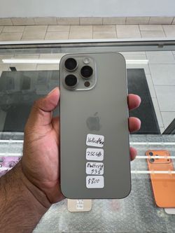 iPhone 16 Pro Max 256GB Factory Unlocked