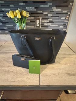 Kate spade purse